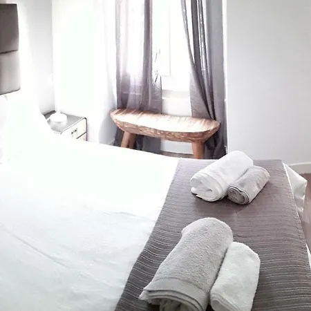 Shades Of Grey - Apartment *