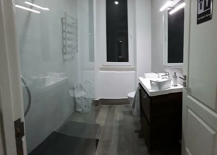 Shades Of Grey - Apartment